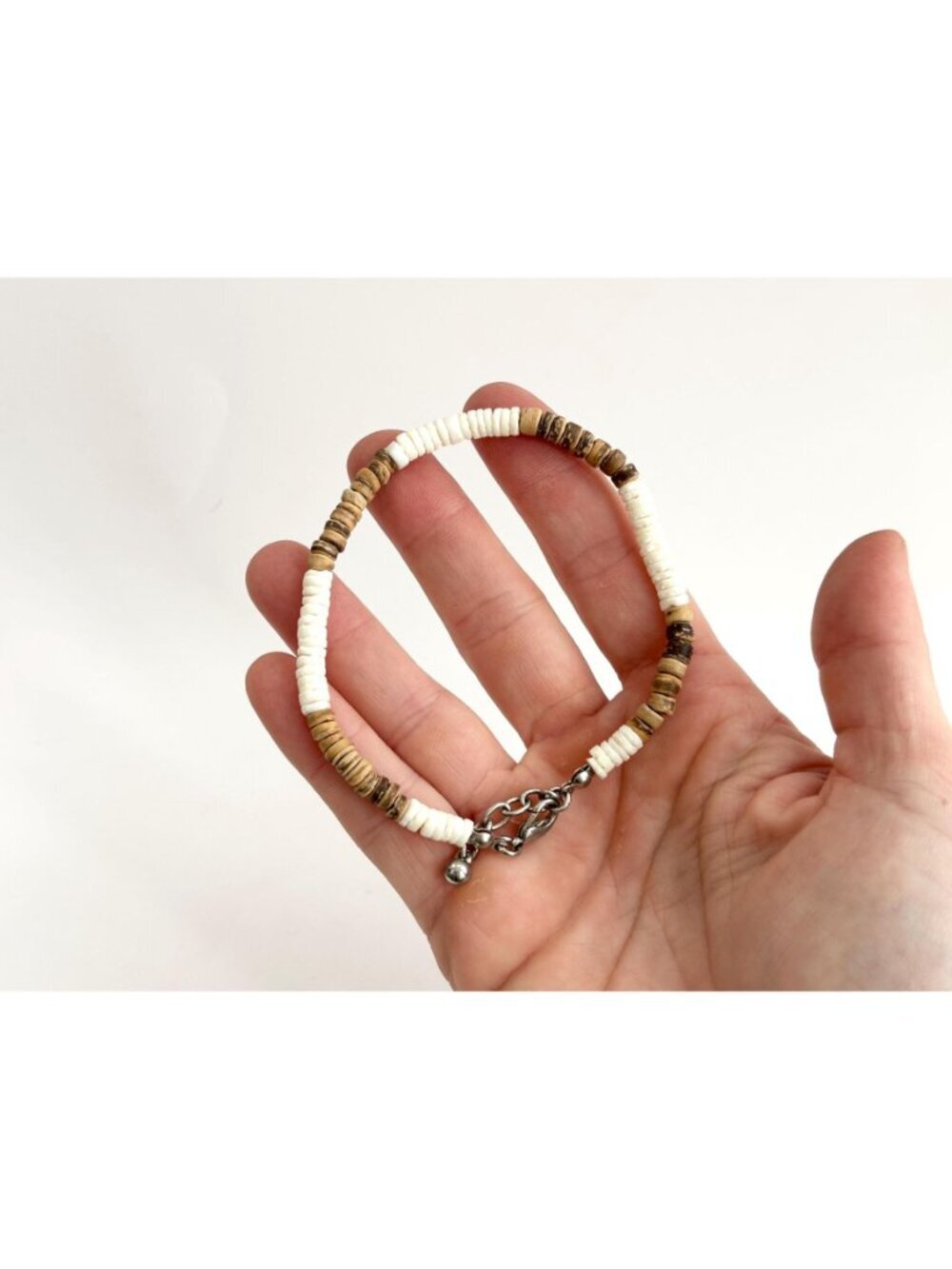 Wooden & White Stone Stacked Beaded Extendable Beach Inspired Vintage Bracelet - Picture 8 of 9